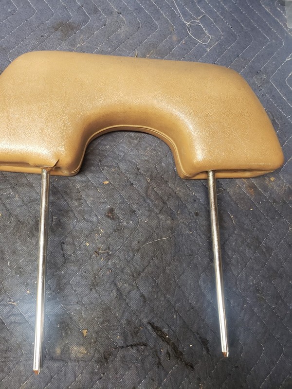 1994 Chevy C70 C6500 Upper Bench Seat Back Headrest