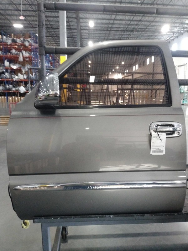 2007 GMC Sierra 1500 Front Left Door Grey 4DR PU Used 118K Miles OEM Part