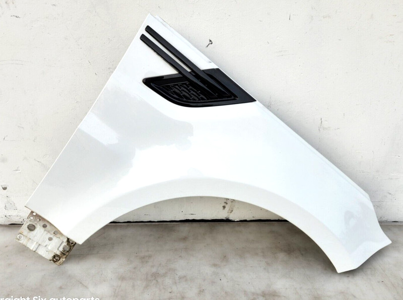 ✅ 2014-2017 OEM Range Rover Sport L494 Front Right Passenger Fender White LRC867