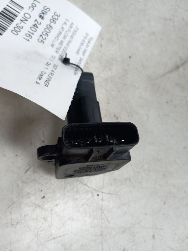 99 00 01 02 TOYOTA 4 RUNNER 3.4L AIR FLOW METER 4 CYLINDER 539239