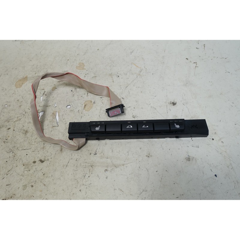 08-13 BMW E88 1-Series Convertible Front Console Seat Heat and Top Switch OEM