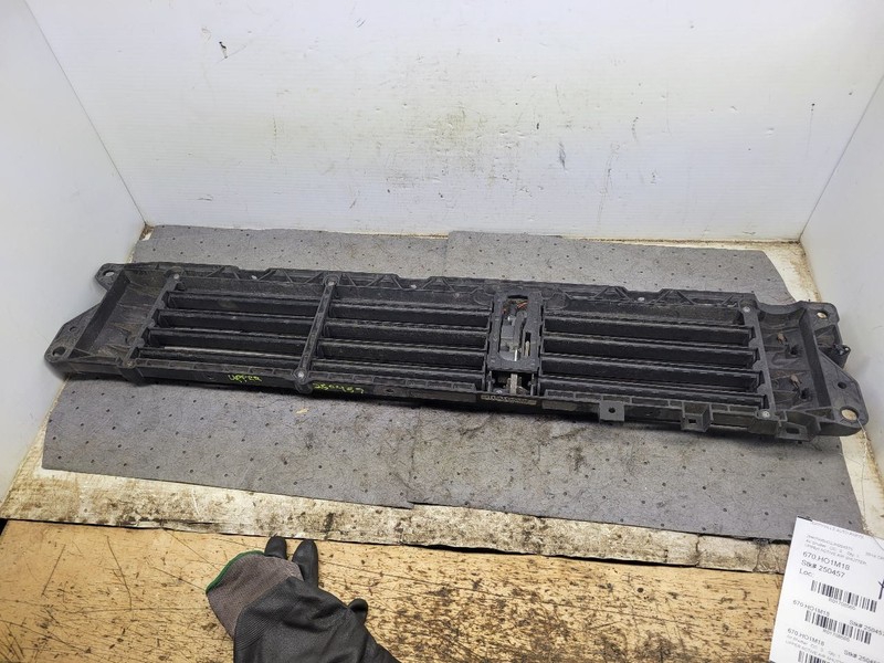 Upper Active Air Shutter 2018 Honda CR-V