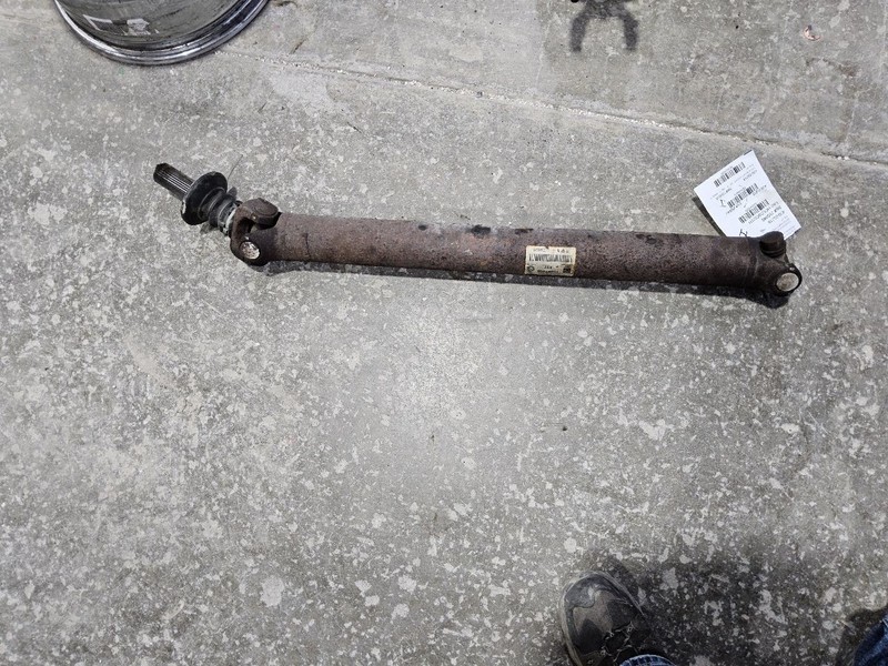 Front Drive Shaft Classic Style Fits 99-07 SIERRA 1500 PICKUP 3405201