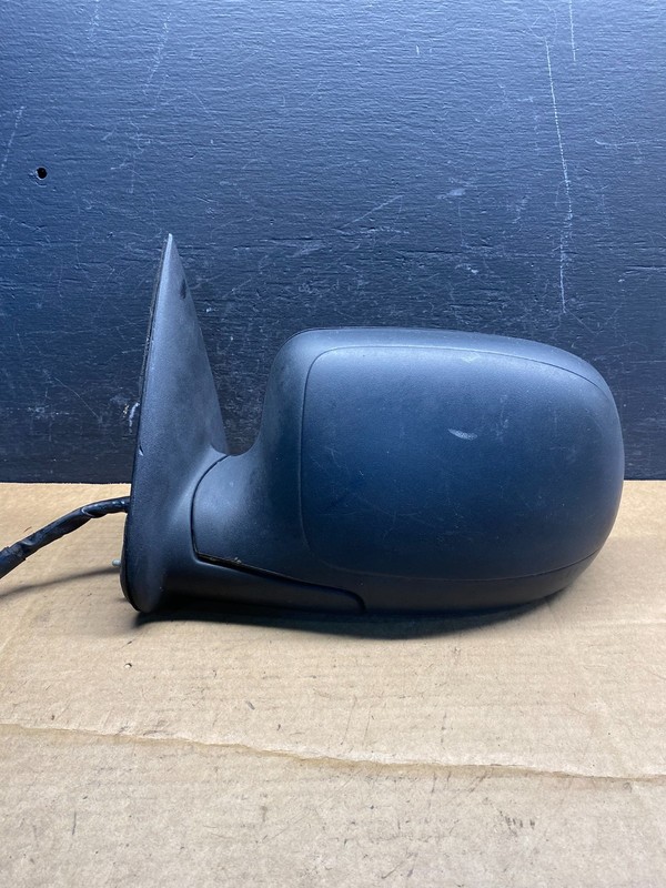 2003-2006 Chevrolet Tahoe Suburban Left Driver LH Turn Door Mirror OEM ad7279 DG