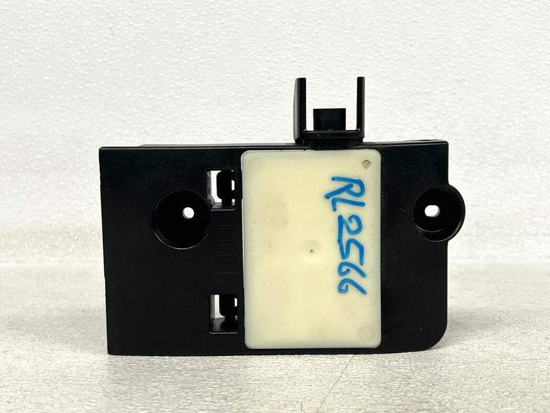 ⭐2017-2020 JAGUAR F-PACE REAR LEFT BLIND SPOT SENSOR CONTROL MODULE OEM LOT2566