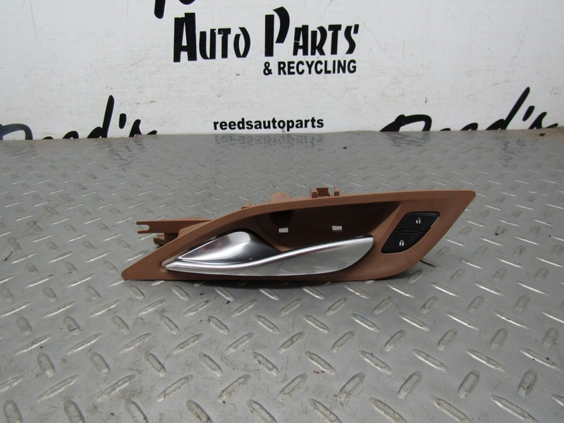 15-20 Cadillac Escalade ESV Platinum Driver Inside Door Handle Choccachino