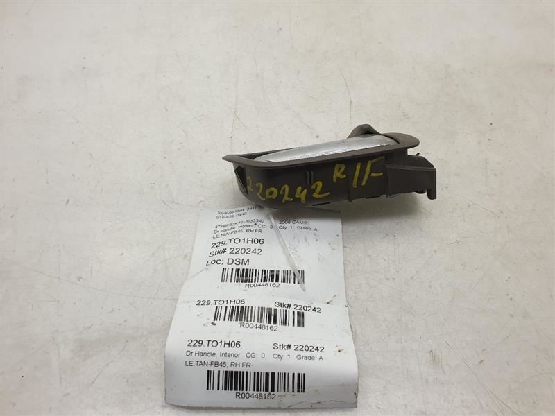 2006 TOYOTA CAMRY LE PASSENGER SIDE FRONT INTERIOR DOOR HANDLE ASSEMBLY
