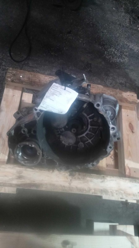 Used Manual Transmission Assembly fits: 2018 Volkswagen Golf gti MT 6 speed tran
