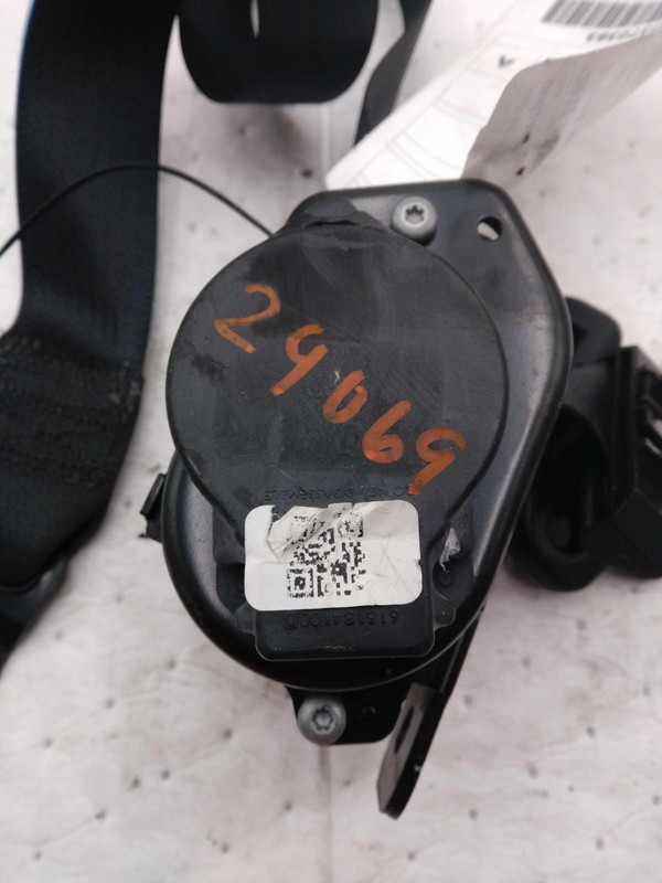 2017 Dodge Journey OEM Black Seat Belt Retractor 101k Miles - 1TB01DX9AG
