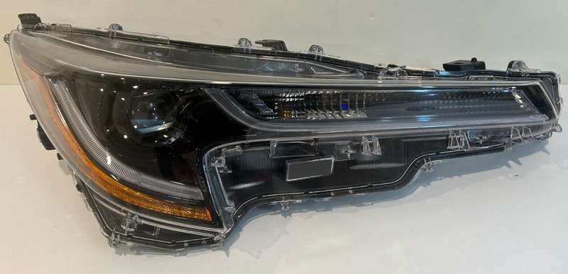 2020-2022 TOYOTA COROLLA RIGHTHeadlamp Sedan, single beam