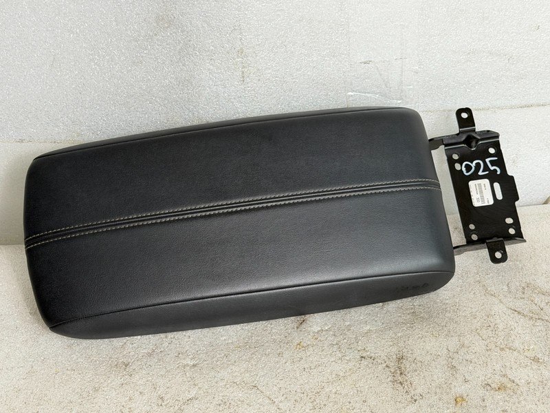 2019-2024 Nissan Altima Black Leather Center Console Lid Armrest Genuine OEM