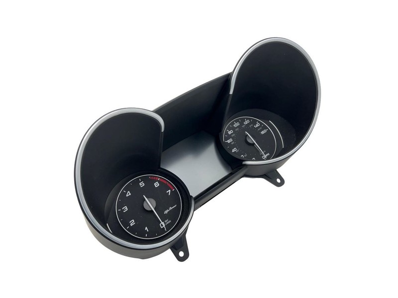 2017-2019 Alfa-Romeo Giulia Speedometer MPH