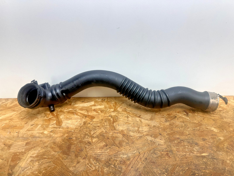 12-19 BMW F10 F22 F30 F32 F36 N20 N26 Turbocharger Air Induction Charge Pipe OEM