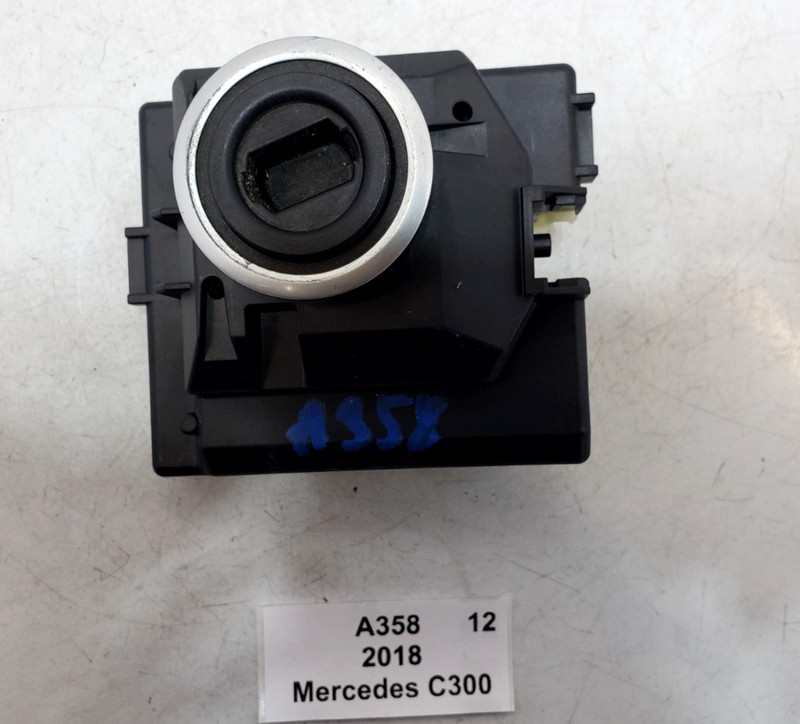 ✅ 2017-2021 OEM Mercedes C300 A205 Engine Ignition Switch Control Module