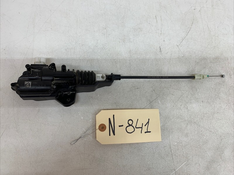 20-22 TESLA MODEL Y HOOD BONNET LOCK LATCH ACTUATOR W/RELEASE CABLE OEM 841 B117