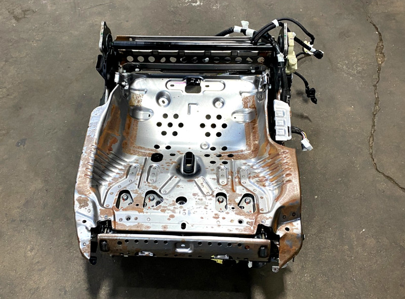 13-17 LEXUS LS460 FRONT LEFT LOWER SEAT FRAME TRACK RAIL FRAME OEM A0.46
