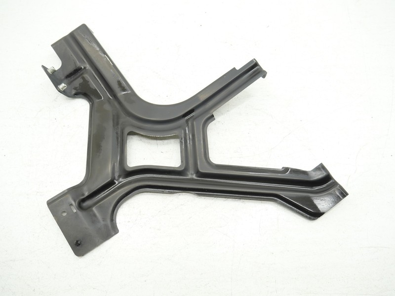 Used Rear Left Driver Quarter Radiator Bracket 2020-2023 Mclaren GT OEM