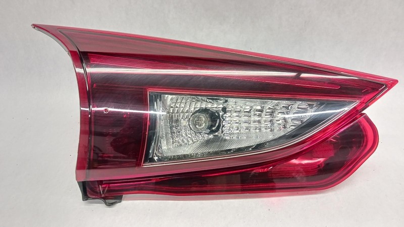 14-'18 MAZDA 3 Hatchback Left driver inner Taillight incandescent OEM Grade A!