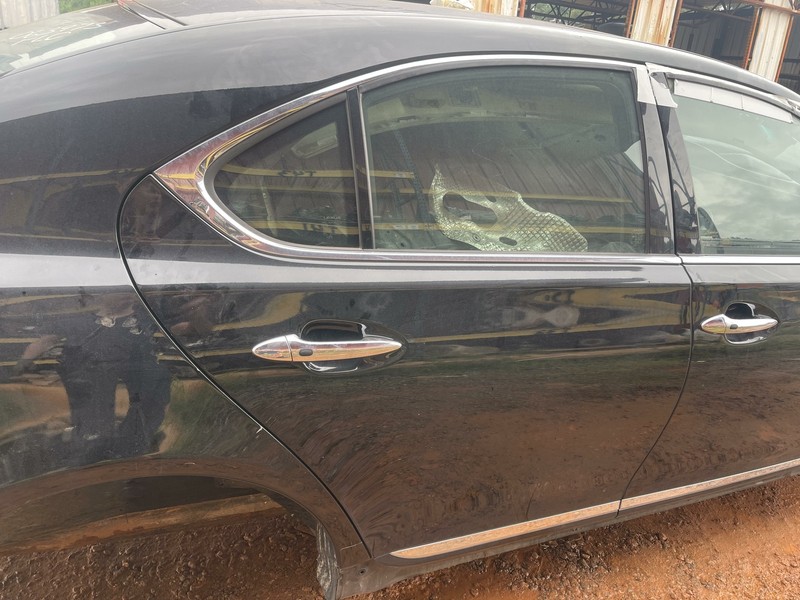 07-17 LEXUS LS460 REAR RIGHT PASSENGER SIDE SHELL ASSEMBLY OEM BLACK