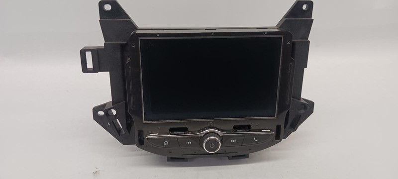 21-'22 CHEVROLET TRAILBLAZER radio assembly head unit 7.0" screen OEM