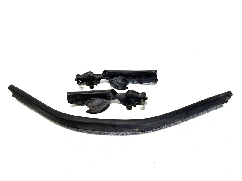 16-18 BMW 340i F30 FRONT UPPER RUBBER STRUT MOUNT COVER OEM #A0.13