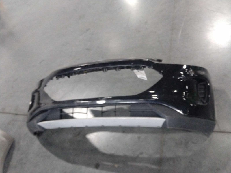 2020 Ford Escape Bumper Assembly OEM Black Good Condition 4DR SUV 81000 Miles