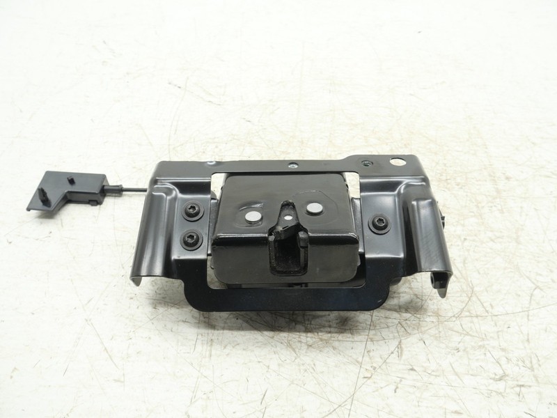 2016 Chevrolet Corvette C7 Z51 C7 - Trunk Lid Lock Actuator PN: 23256177