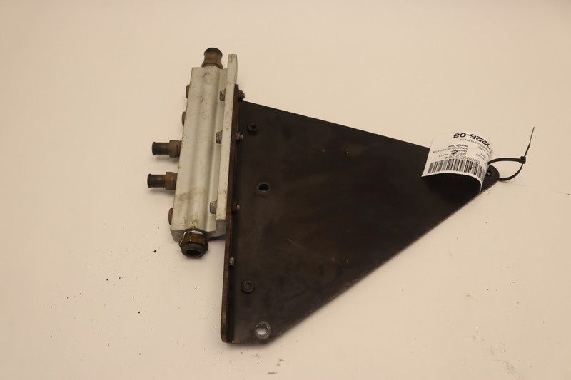 13-17 FREIGHTLINER CASCADIA EVOLUTION DETROIT DD15 ENGINE MANIFOLD HEATER OEM
