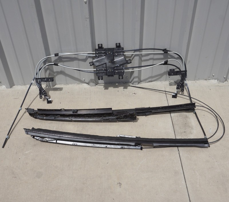 2017 - 2020 Lincoln Continental Sunroof Track Adjust Cable Mechanism OEM