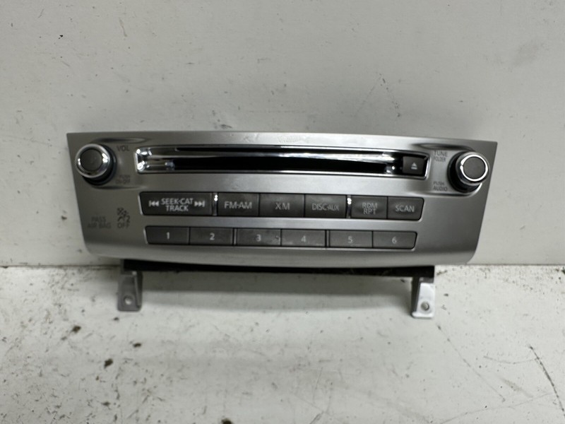 2011-2013 Infiniti M37 Lower Radio Stereo Audio Disc CD Player Control Panel Oem