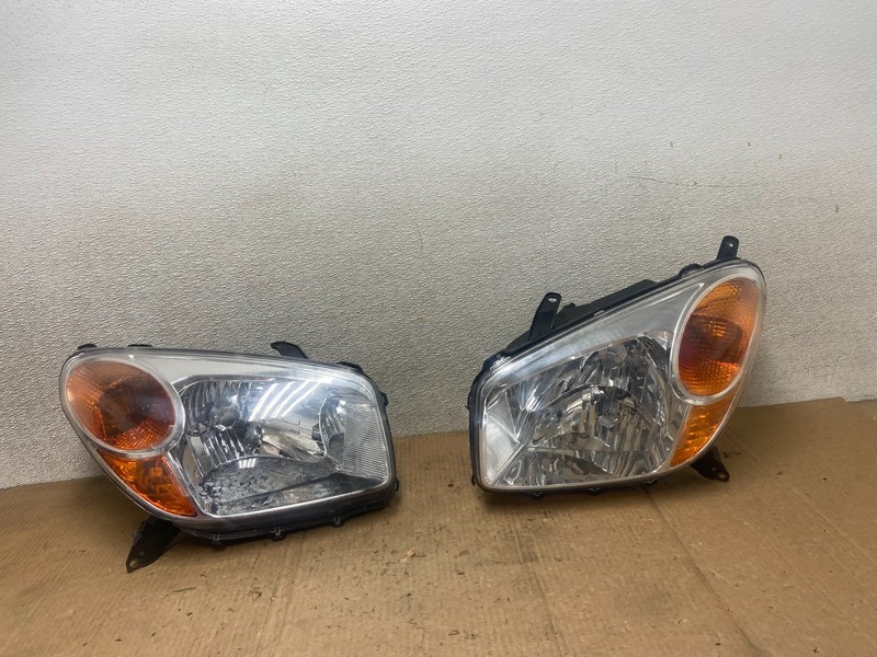 2004 2005 Toyota Rav4 Left+Right Side Headlights Halogen Oem AA6833 DW