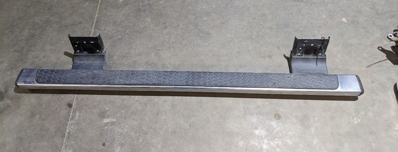 Driver Running Board New Style 6 Lug Wheel Fits 22-24 DODGE 1500 PICKUP 1178745