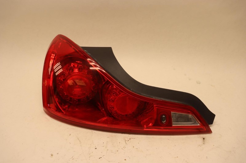 2008-2013 INFINITI G37 COUPE REAR LEFT DRIVER SIDE TAIL LIGHT LAMP OEM