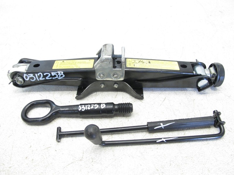 08-17 AUDI B8 A4 8T A5 S5 TOOL KIT JACK EMERGENCY TRUNK KIT OEM 031225B