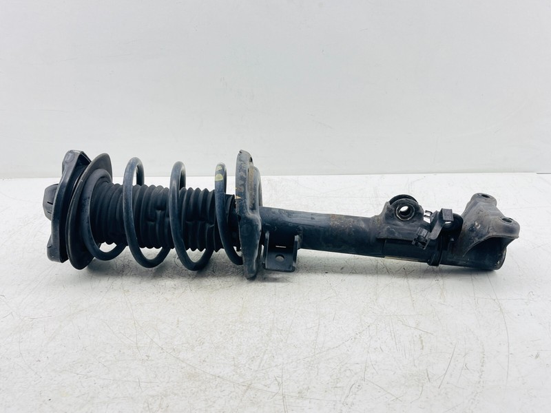 08-11 MERCEDES W204 C350 C300 RWDFRONT LEFT STRUT SHOCK ABSORBER OEM