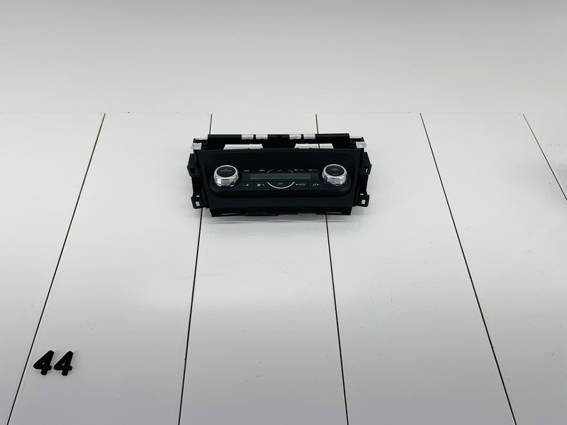 14-16 MAZDA 3 FRONT CENTER DASH INSTRUMENT PANEL HVAC CONTROL SWITCH BUTTON OEM