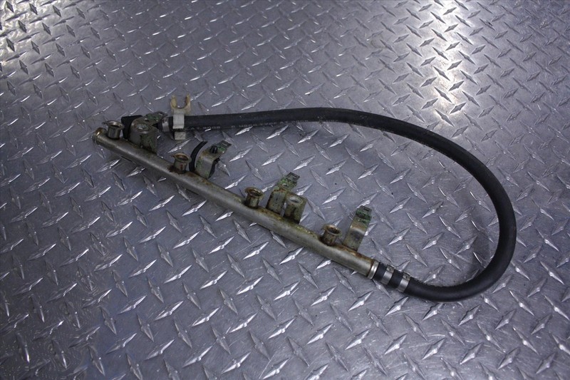 05-09 YAMAHA VX 110 DELUXE FUEL RAIL W/FUEL GAS HOSE LINE VX110