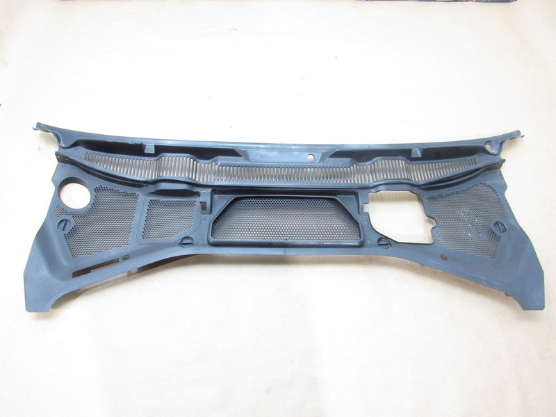 Bentley Continental GT 2012 Front Windshield Wiper Cowl Trim Cover 11-18 ;#3