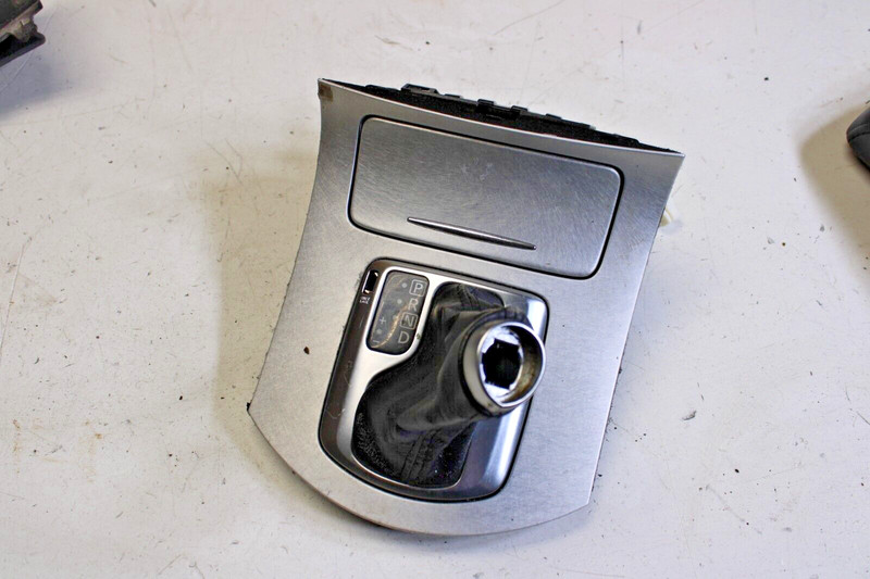 08-09 INFINITI G37 COUPE CENTER CONSOLE GEAR SHIFTER BEZEL TRIM, OEM