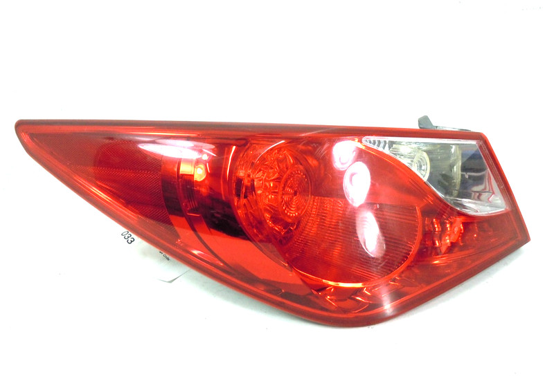 11-14 Hyundai Sonata Quarter Panel Mounted Tail Light Left OEM VIN B or C 8th