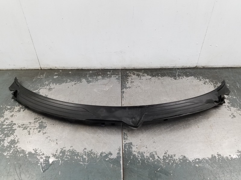 2024 Porsche Cayman GT4 RS Windshield Cowl #74617 Z4