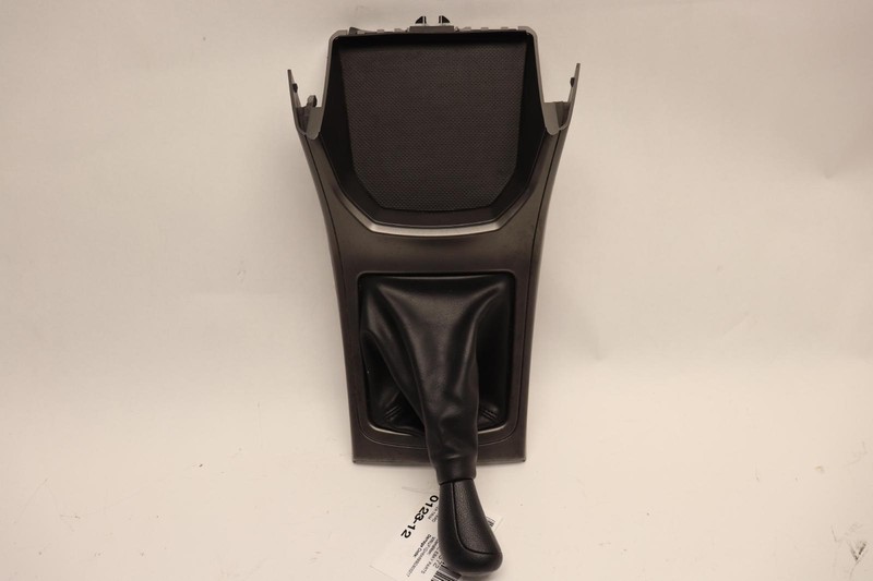 2011-2014 SUBARU IMPREZA 2.5L M/T MANUAL TRANSMISSION SHIFTER TRIM W/ LEVER OEM