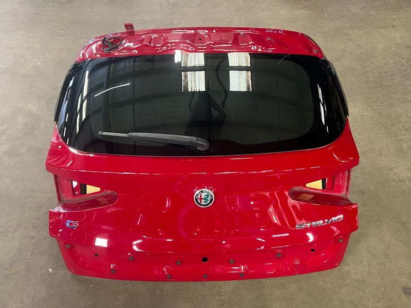 ⭐2018-2023 ALFA ROMEO STELVIO REAR TRUNK LIFTGATE TAILGATE SHELL RED OEM LOT2602