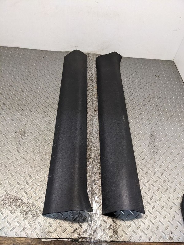10-15 Camaro SS Kick Panel Sill Plate Pair Covers Rh Lh 1186123