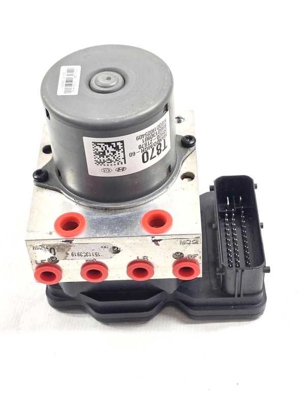 Kia Optima 2.4L ABS Anti Lock Brake Pump Assembly 2014 205 P/N 589202T870