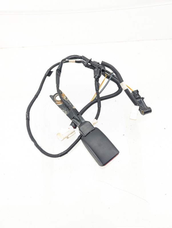 2007-2011 Lexus GS450H Front Driver Seat Belt Buckle OEM