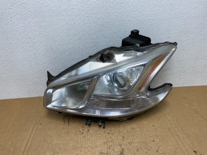 2009-2014 Nissan Maxima Headlight Left Driver Side Xenon HID DEPO AD3299 DW