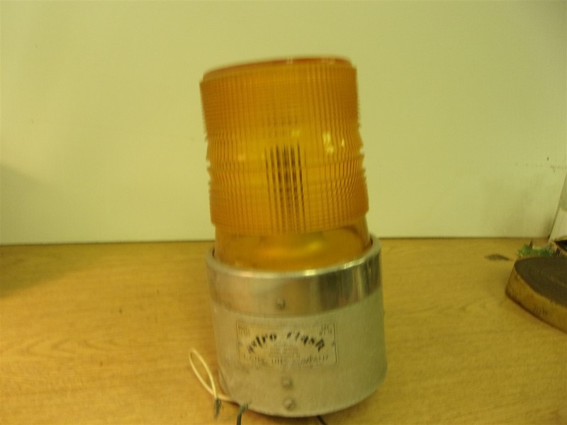 Astro Flash LL800 Light SAE W3-74 *FREE SHIPPING* bulb not included