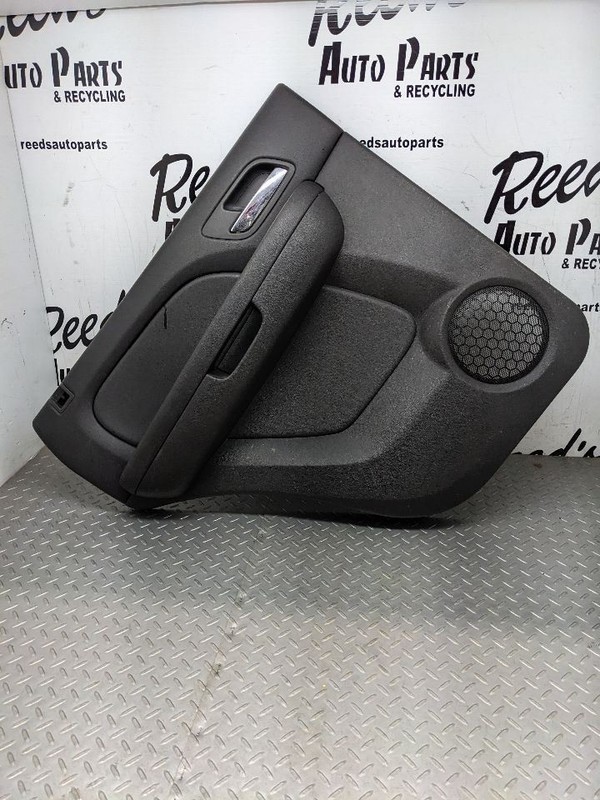 07-14 GM SUV SWB Ebony Black Rear Driver Side Left LR Interior Door Trim 1148413