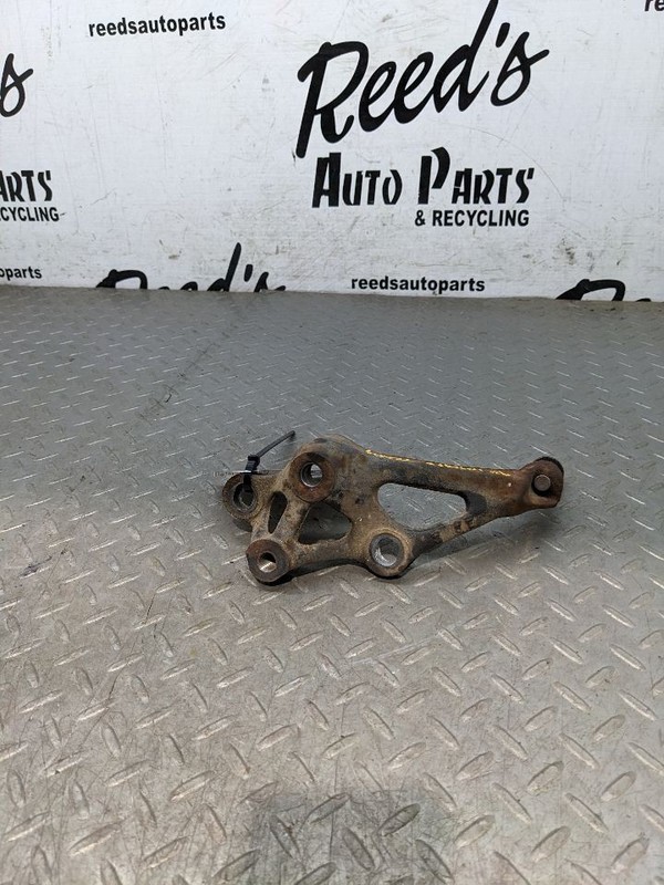 91 ACURA INTEGRA Right Motor Mount Bracket Passenger Side Auto AT Engine 1181134